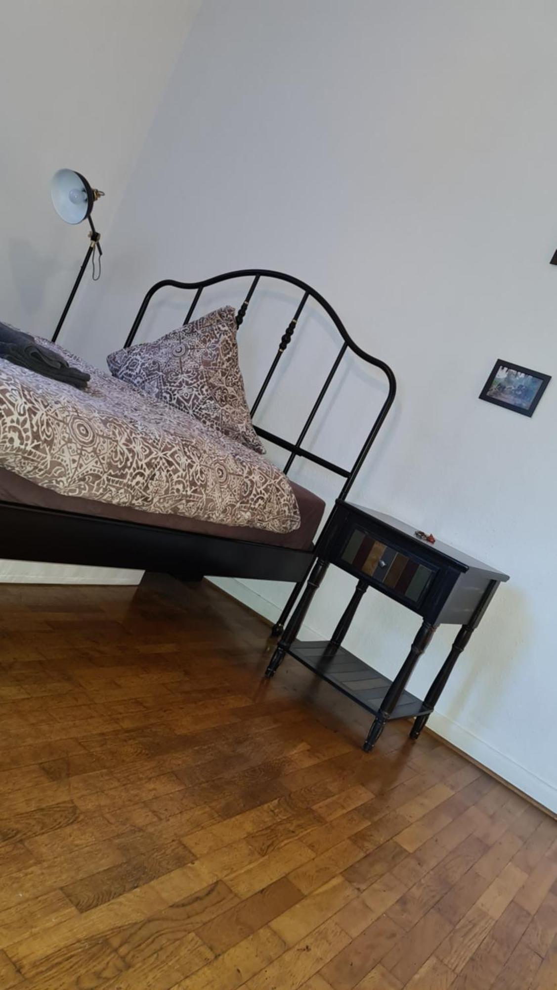 Gemuetliches Zimmer In Einer Altbauwohnung In Der Stadt Würzburg Esterno foto